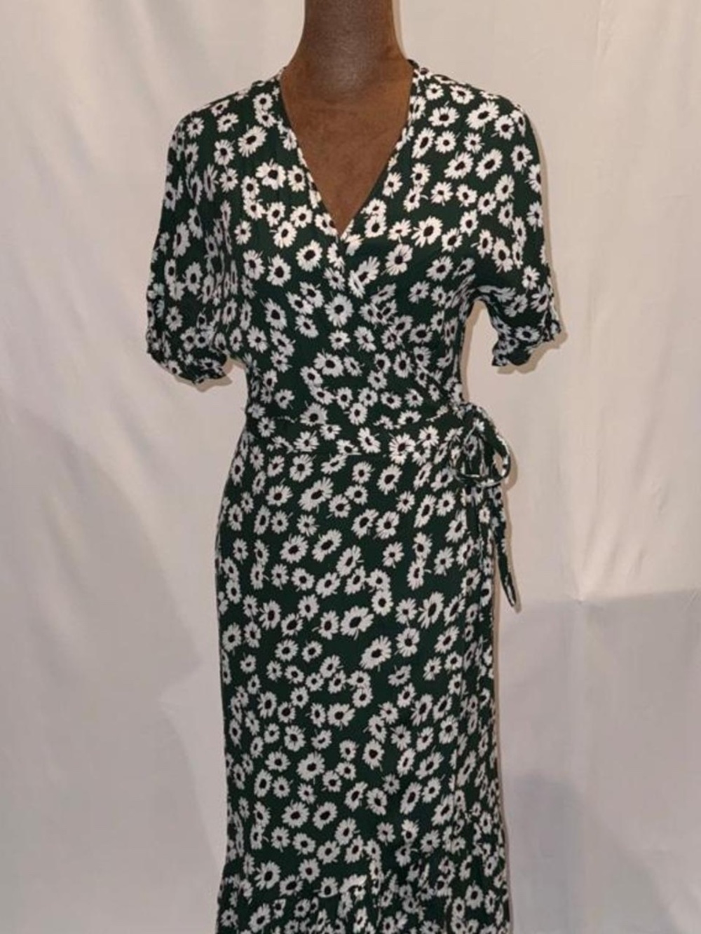 RAILS WRAP FLORAL DRESS SIZE 8